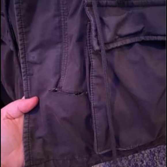 ARITZIA Winter Jacket - Picture 4 of 4